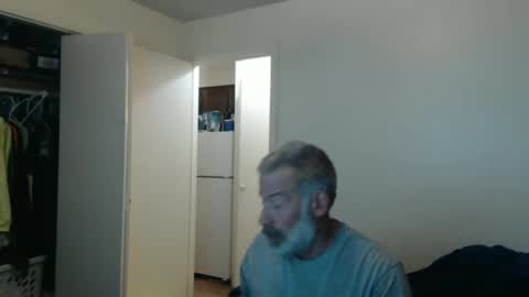 hairy man online show from February 18, 1:01 am