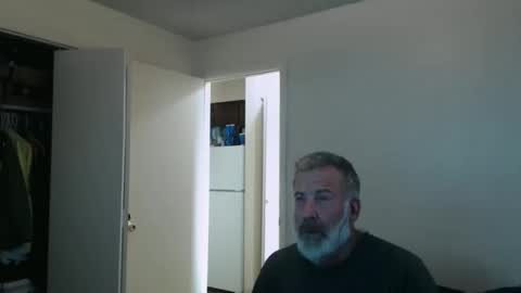 hairy man online show from March 17, 12:04 am