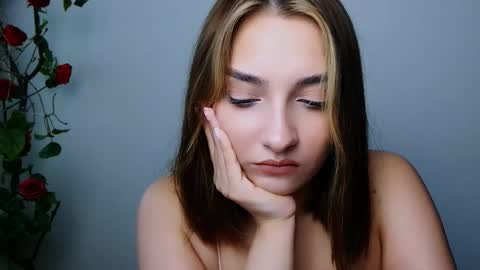 Ana online show from November 22, 1:21 pm