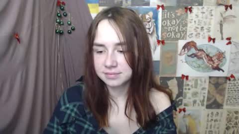 veryveryvery_shy online show from January 8, 6:26 am