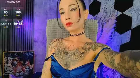 Lady or Goddess Vespera online show from April 26, 2:20 am