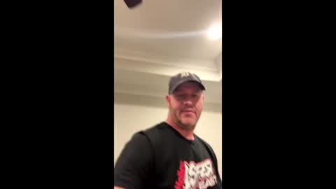 Snapshot of vettman78 chatting on March 2, 12:13 am vettman78 online show from March 2, 12:13 am