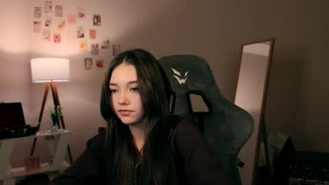 Rachel online show from November 29, 7:50 pm