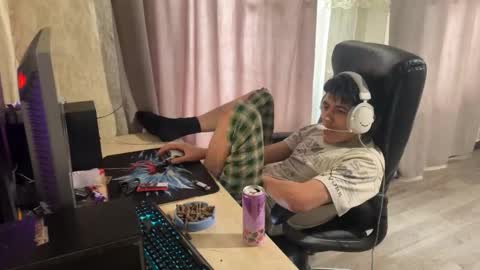 vialeras online show from October 12, 5:50 am