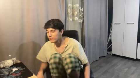 vialeras online show from November 12, 7:57 pm