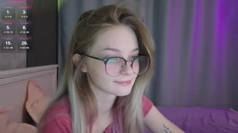 Snapshot of vialeta_baby chatting on September 20, 11:50 pm Vi online show from September 20, 11:50 pm