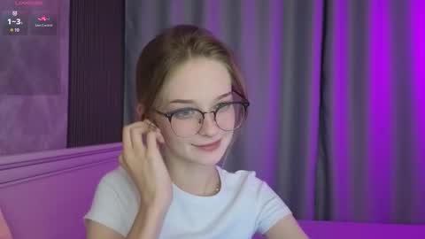 Snapshot of vialeta_baby chatting on September 26, 11:42 pm Vi online show from September 26, 11:42 pm
