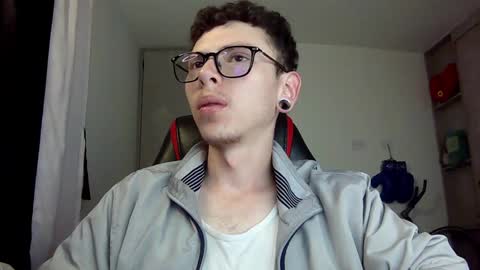 Vicent Brais online show from December 2, 5:59 am