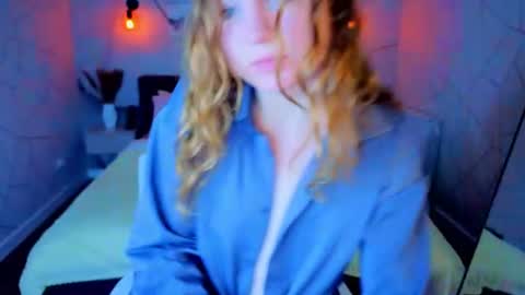 vicki_milles online show from June 14, 4:42 pm
