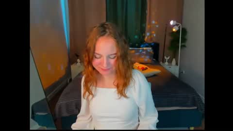 vicki_milles online show from June 16, 9:45 am