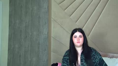 Snapshot of vickibrooks chatting on February 4, 8:38 pm VickiBrooks online show from February 4, 8:38 pm