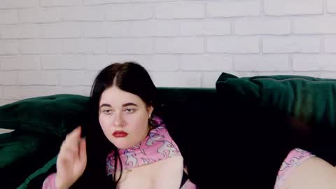 Snapshot of vickibrooks chatting on February 14, 1:13 am VickiBrooks online show from February 14, 1:13 am