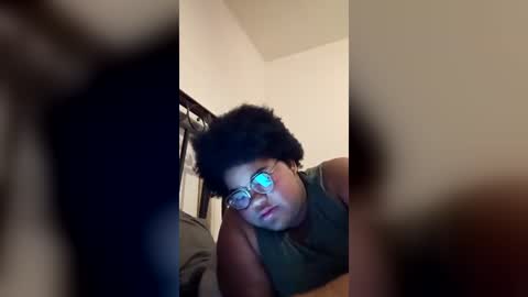 vickiryder56 online show from August 9, 3:23 am