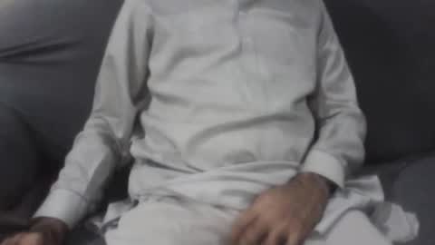 Snapshot of vicky_5540 chatting on December 4, 7:00 pm Big Dick Sxy Ass online show from December 4, 7:00 pm