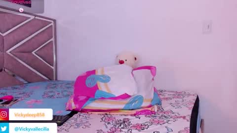 Snapshot of vicky_deepass chatting on March 12, 10:27 pm vicky_deepass online show from March 12, 10:27 pm