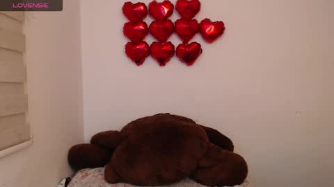 Snapshot of vicky_kolles chatting on September 21, 12:12 am vicky kolles online show from September 21, 12:12 am