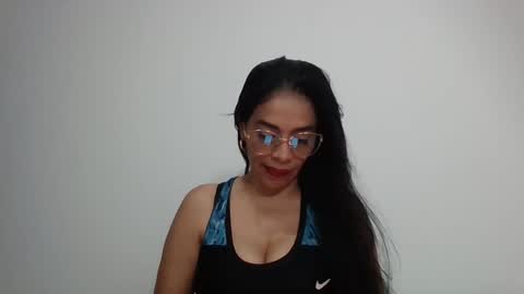 Vicky online show from October 2, 1:23 am