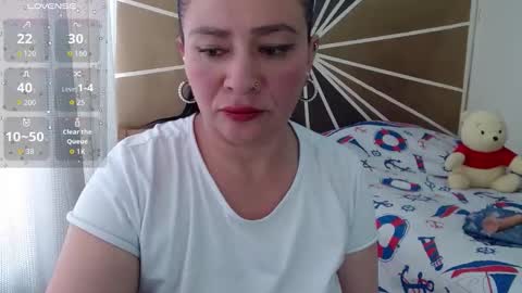 Snapshot of vicky_sexi chatting on November 18, 3:05 pm vicky_sexi online show from November 18, 3:05 pm