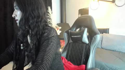 Vicky online show from March 15, 3:01 am