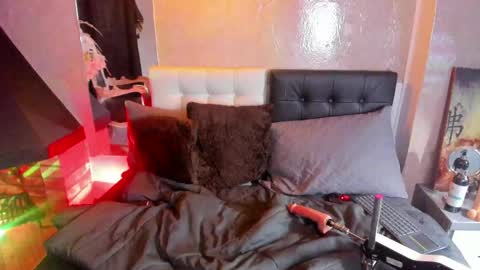 Vicky online show from April 15, 5:53 pm