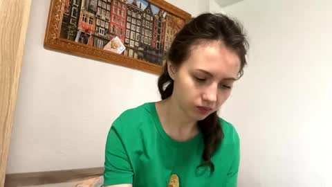 Lizzy online show from April 21, 7:14 am