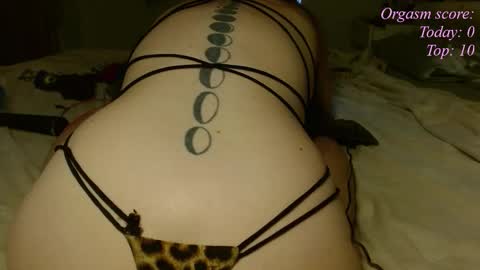 Snapshot of victoria97 chatting on October 16, 5:47 pm Victoria97 online show from October 16, 5:47 pm