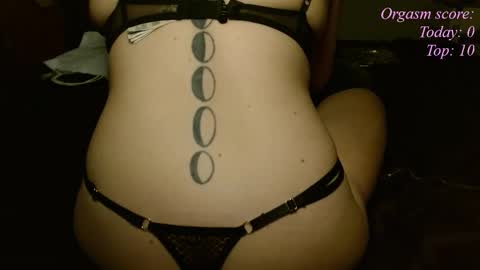 Snapshot of victoria97 chatting on November 8, 9:13 pm Victoria97 online show from November 8, 9:13 pm