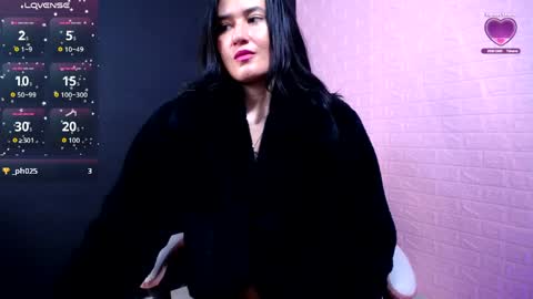 victoria_1126 online show from May 1, 9:08 pm