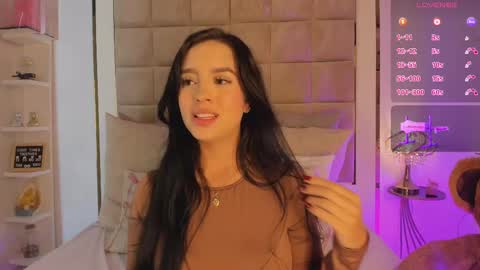 Victoria valentina  online show from February 25, 7:03 pm