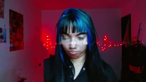 Snapshot of victoria_goddes chatting on May 5, 3:58 am victoria online show from May 5, 3:58 am