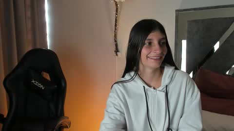 Victoria  online show from January 13, 1:16 pm