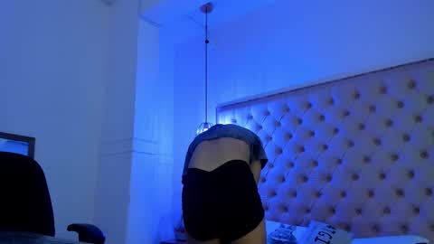 victoria_kitt online show from November 15, 7:43 pm