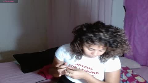 Snapshot of victoria_miler chatting on June 4, 9:43 pm VICKY online show from June 4, 9:43 pm
