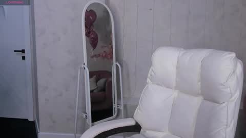 Victoria My schedule for the week 2 GMT 3am-9am TuWeThFrSa online show from March 6, 9:28 am