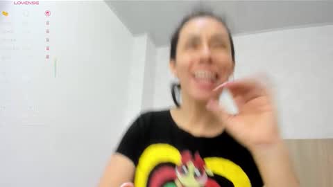 Snapshot of victoria_pachon chatting on October 11, 7:23 pm victoria_pachon online show from October 11, 7:23 pm