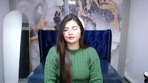 victoria_queen_v online show from May 21, 8:49 pm
