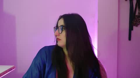 Victoria online show from December 22, 8:28 pm