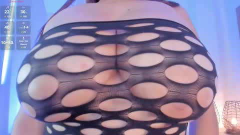 victoria  online show from December 7, 2:46 pm