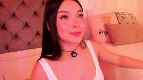 Snapshot of victoria_watsson chatting on September 22, 12:18 pm victoria_watsson online show from September 22, 12:18 pm