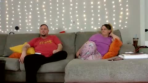 Victoria and Jesse online show from January 16, 3:35 pm