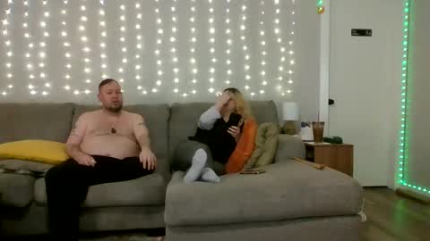 Victoria and Jesse online show from September 10, 10:43 pm