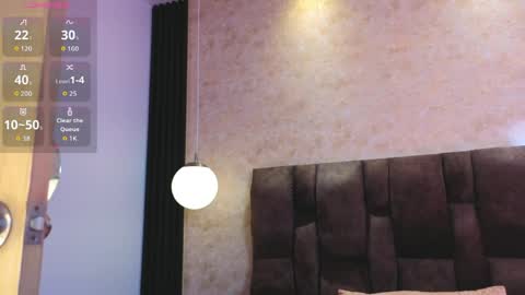 Victoria Andrade online show from April 8, 12:38 pm