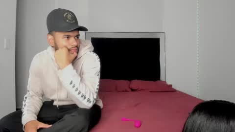 VICTORIA online show from March 22, 1:20 am