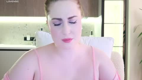 Miss V online show from July 28, 11:17 am