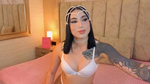 Snapshot of victoriagolden chatting on October 28, 8:22 pm VICTORIA online show from October 28, 8:22 pm