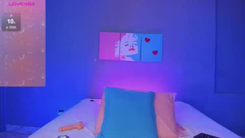 victoriameller online show from March 7, 10:29 pm