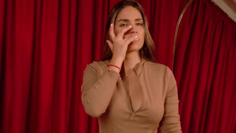 VictoriaNova online show from March 18, 8:01 pm