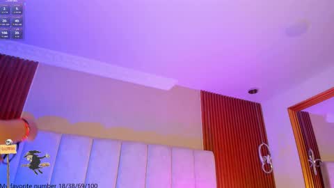 Snapshot of victoriaregia1 chatting on October 31, 11:33 am Maria Victoria online show from October 31, 11:33 am