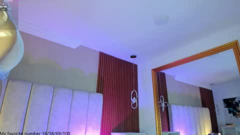 Snapshot of victoriaregia1 chatting on November 8, 10:37 am Maria Victoria online show from November 8, 10:37 am