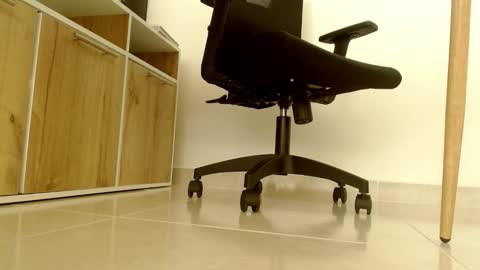 Snapshot of victoriarobertss chatting on October 16, 2:18 pm Victoria online show from October 16, 2:18 pm